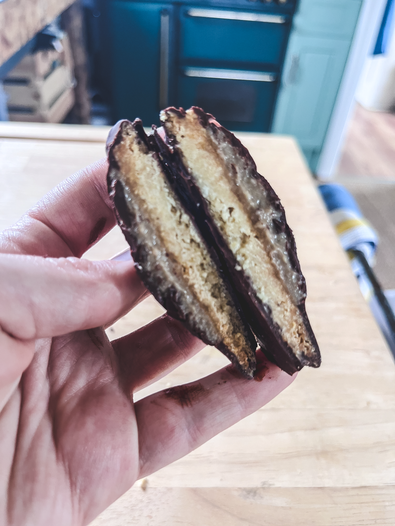 Banana Caramel Cacao Cookies