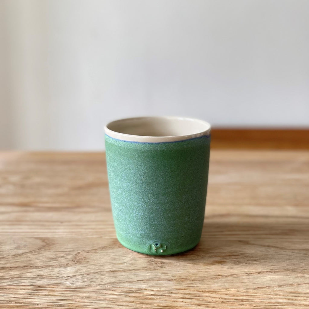 ceramic mug [green] | magda bethani
